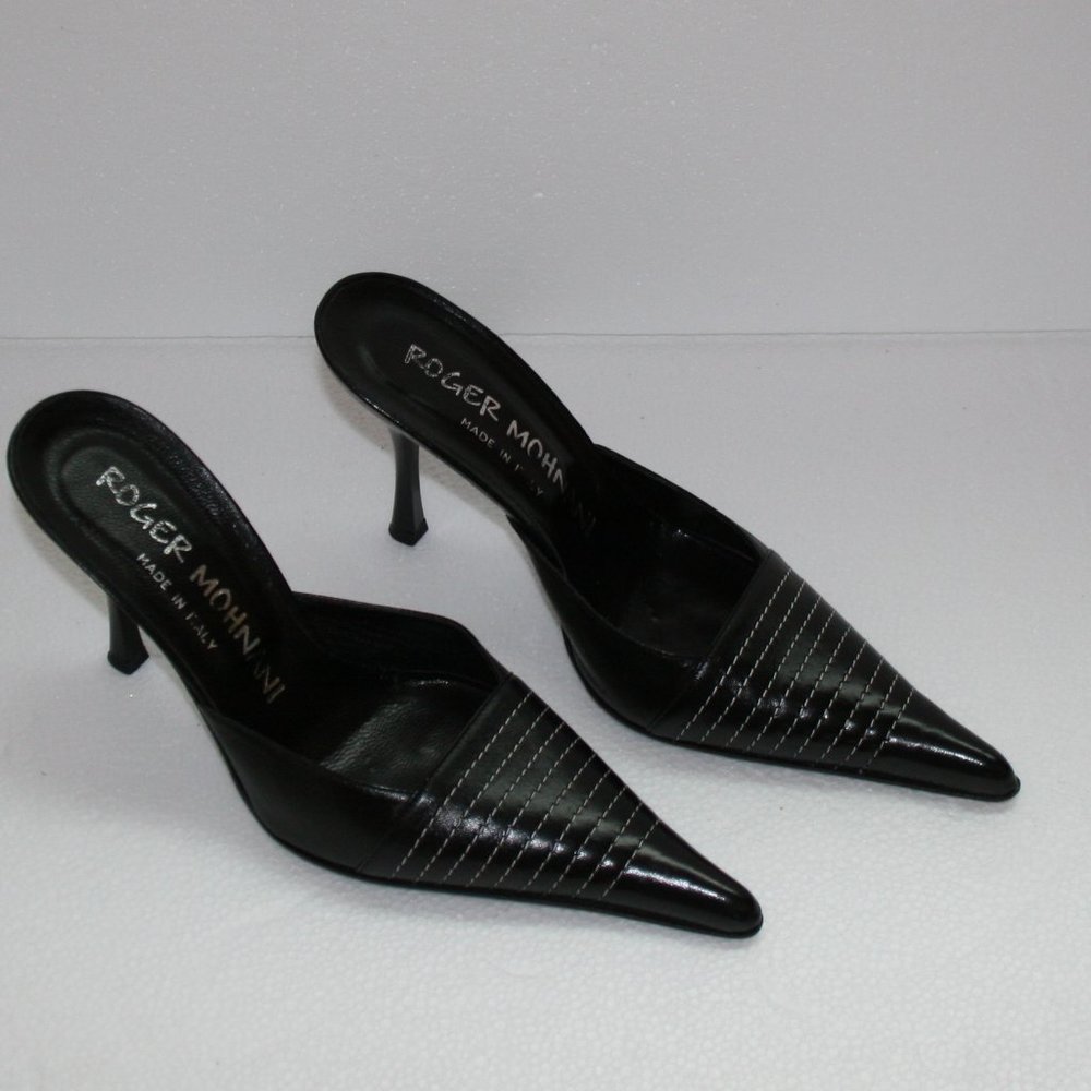 Roger Mohnani Black Leather Pumps Italy 8/38